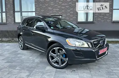 Volvo XC60 2011 - пробег 228 тыс. км