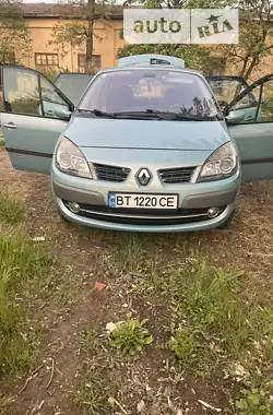 Renault Scenic 2009 - пробіг 240 тис. км