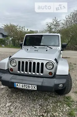 Jeep Wrangler 2012 - пробег 203 тыс. км