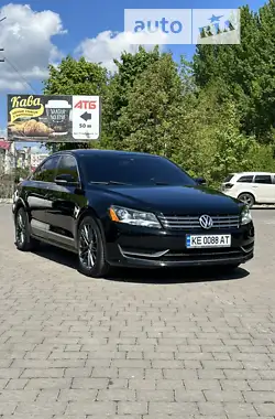 Volkswagen Passat 2012 - пробіг 312 тис. км