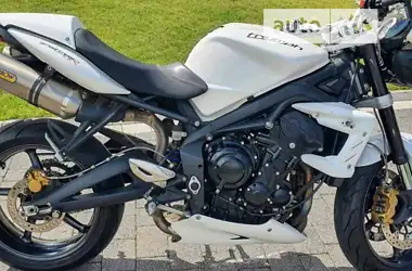 Triumph Street Triple street 2012 - пробег 38 тыс. км