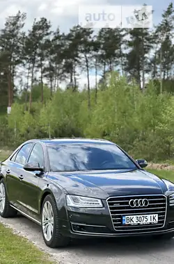 Audi A8 2014 - пробег 220 тыс. км
