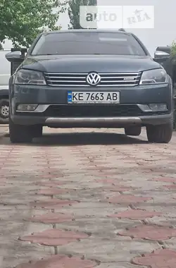 Volkswagen Passat 2012 - пробіг 141 тис. км