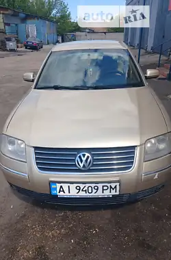 Volkswagen Passat 2002 - пробег 396 тыс. км