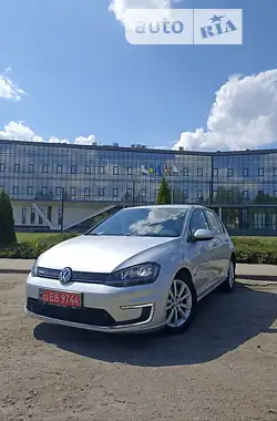 Volkswagen e-Golf 2014 - пробег 125 тыс. км