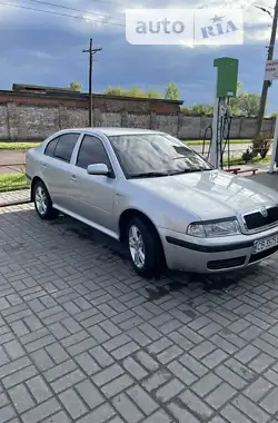 Skoda Octavia 2004 - пробег 212 тыс. км