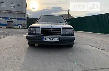 Mercedes-Benz E-Class 1992 - пробіг 437 тис. км