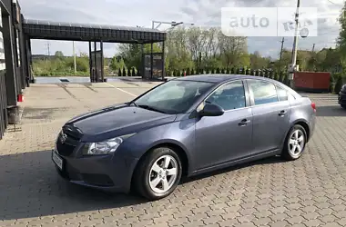 Chevrolet Cruze 2014 - пробег 256 тыс. км