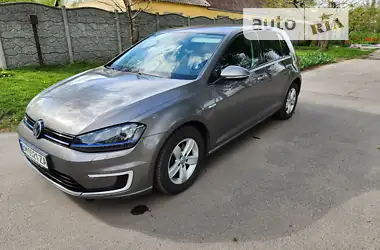 Volkswagen e-Golf 2015 - пробіг 146 тис. км