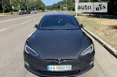 Tesla Model S 2016 - пробіг 175 тис. км