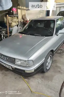 Audi 90  1991 - пробіг 300 тис. км