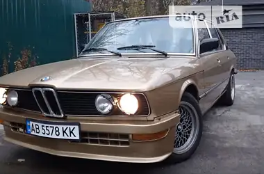 BMW 5 Series 1980 - пробег 174 тыс. км