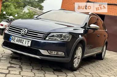 Volkswagen Passat Alltrack  2012 - пробіг 149 тис. км