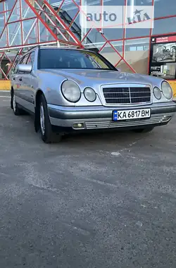 Mercedes-Benz E-Class 1997 - пробег 244 тыс. км