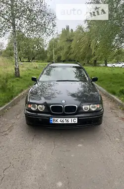 BMW 5 Series  2001 - пробег 485 тыс. км