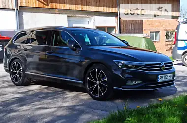 Volkswagen Passat  2021 - пробіг 169 тис. км