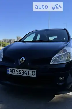 Renault Clio 2009 - пробіг 204 тис. км