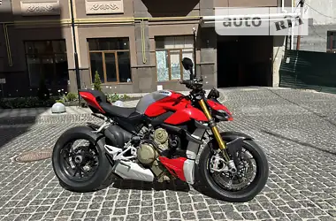 Ducati Streetfighter V4S 2020 - пробег 20 тыс. км