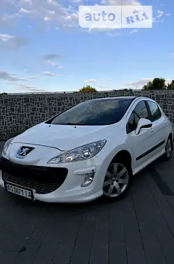 Peugeot 308 2008 - пробіг 206 тис. км