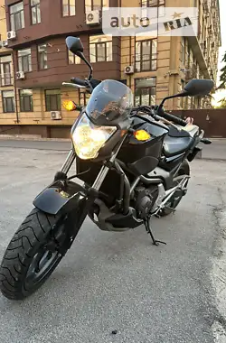 Honda NC 700S 2012 - пробег 5 тыс. км