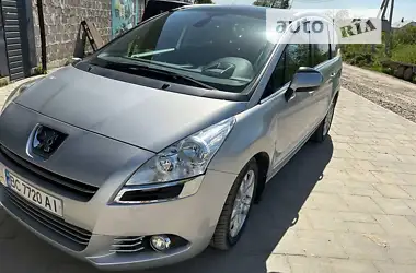 Peugeot 5008 2011 - пробег 138 тыс. км