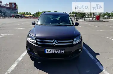 Volkswagen Tiguan 2016 - пробіг 90 тис. км