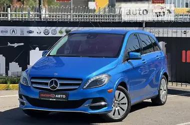 Mercedes-Benz B-Class 2015 - пробіг 130 тис. км