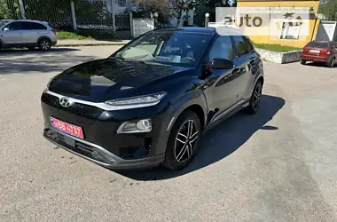 Hyundai Kona 2020 - пробег 48 тыс. км