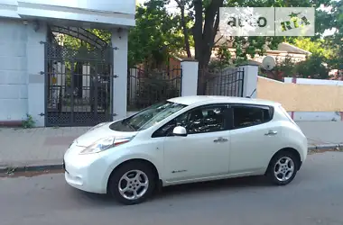 Nissan Leaf 2011 - пробіг 200 тис. км