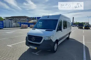 Mercedes-Benz Sprinter 2022 - пробег 300 тыс. км