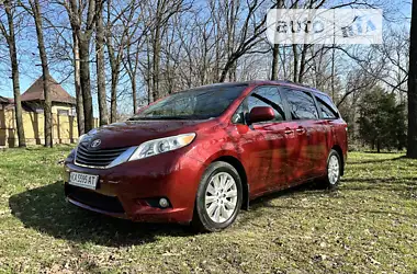 Toyota Sienna 2014 - пробег 136 тыс. км