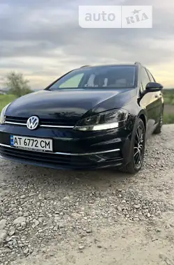 Volkswagen Golf 2018 - пробег 263 тыс. км