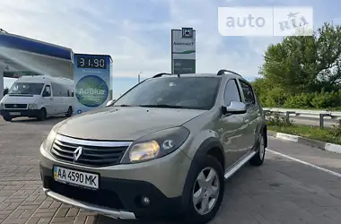 Renault Sandero StepWay 2012 - пробіг 214 тис. км