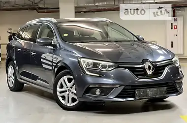 Renault Megane  2018 - пробег 180 тыс. км