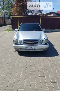 Mercedes-Benz E-Class 1997 - пробег 44 тыс. км