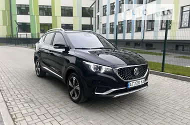 MG ZS EV 2020 - пробег 48 тыс. км