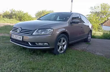 Volkswagen Passat 2011 - пробіг 155 тис. км