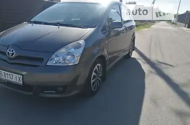 Toyota Corolla Verso 2006 - пробег 217 тыс. км