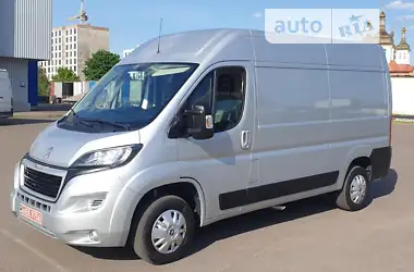 Peugeot Boxer 2019 - пробег 282 тыс. км