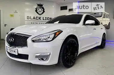 Infiniti Q70 2015 - пробег 95 тыс. км