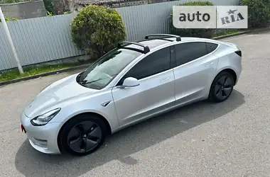 Tesla Model 3 2018 - пробіг 146 тис. км