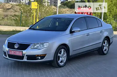 Volkswagen Passat 2006 - пробіг 200 тис. км