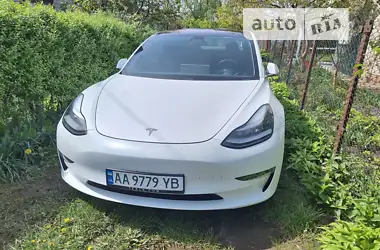 Tesla Model 3 2019 - пробіг 85 тис. км