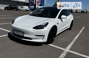 Tesla Model 3 2021 - пробіг 71 тис. км