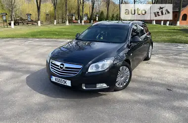 Opel Insignia 2011 - пробіг 298 тис. км