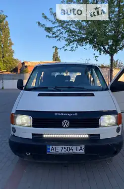 Volkswagen Transporter 1998 - пробіг 318 тис. км