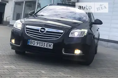 Opel Insignia 2010 - пробіг 257 тис. км