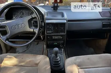 Audi 100  1986 - пробег 153 тыс. км