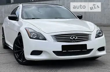 Infiniti Q60 2013 - пробег 89 тыс. км