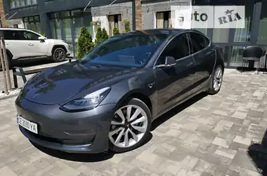 Tesla Model 3 2019 - пробіг 49 тис. км